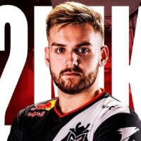 十年老粉不请自来？RNG同组对手派出女辅助