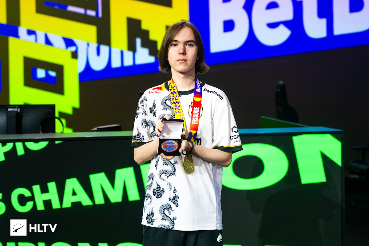 资讯《绝地求生》迈凯伦四人轿车好看吗？迈凯伦炫彩皮肤介绍